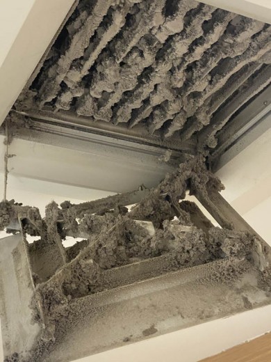 Specialist cleaning - air con units vents - 001